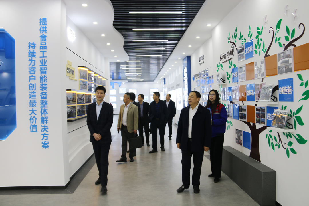 山東理工大學黨委常委、副校長陳靖一行蒞臨銳智開展走訪調研活動